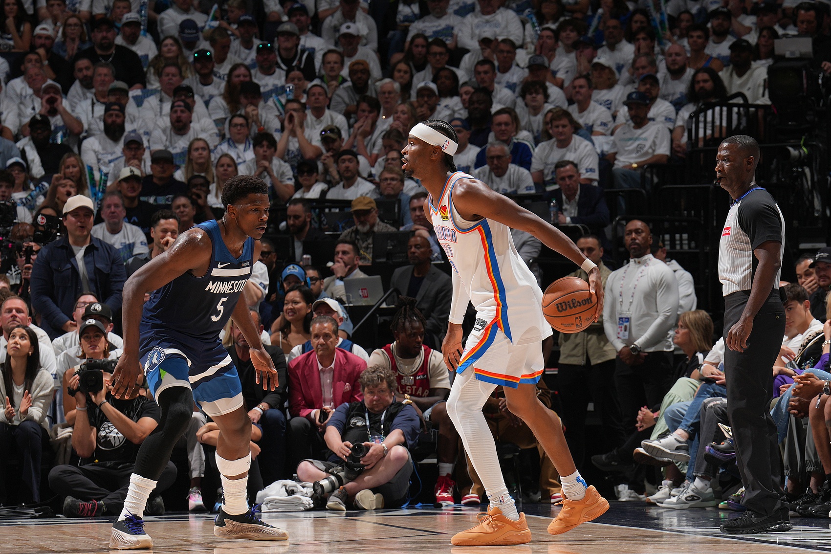 麦迪：SGA打球像乔科 爱德华兹投很多三分所以有时会挣扎