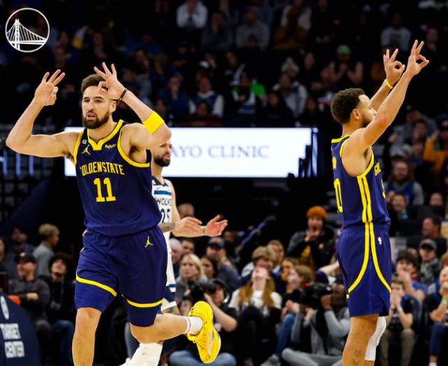 开云体育下载-勇士走上冲刺快车道 库明加成长为金州更添甜蜜